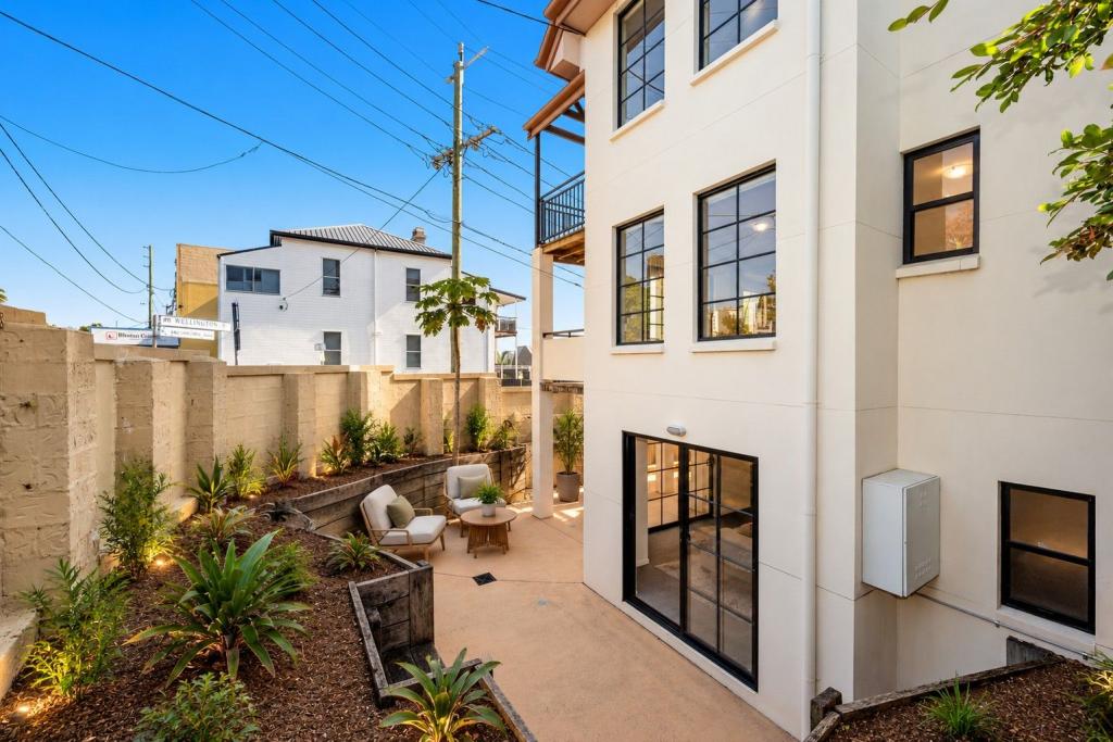 1 Wellington St, Petrie Terrace, QLD 4000