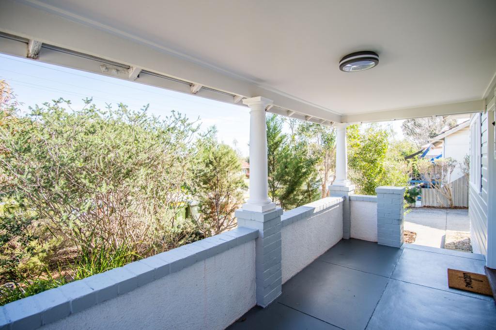 6 Newmarket St, Beaconsfield, WA 6162