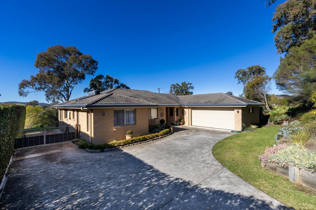 9 Bridle Pl, Bega, NSW 2550