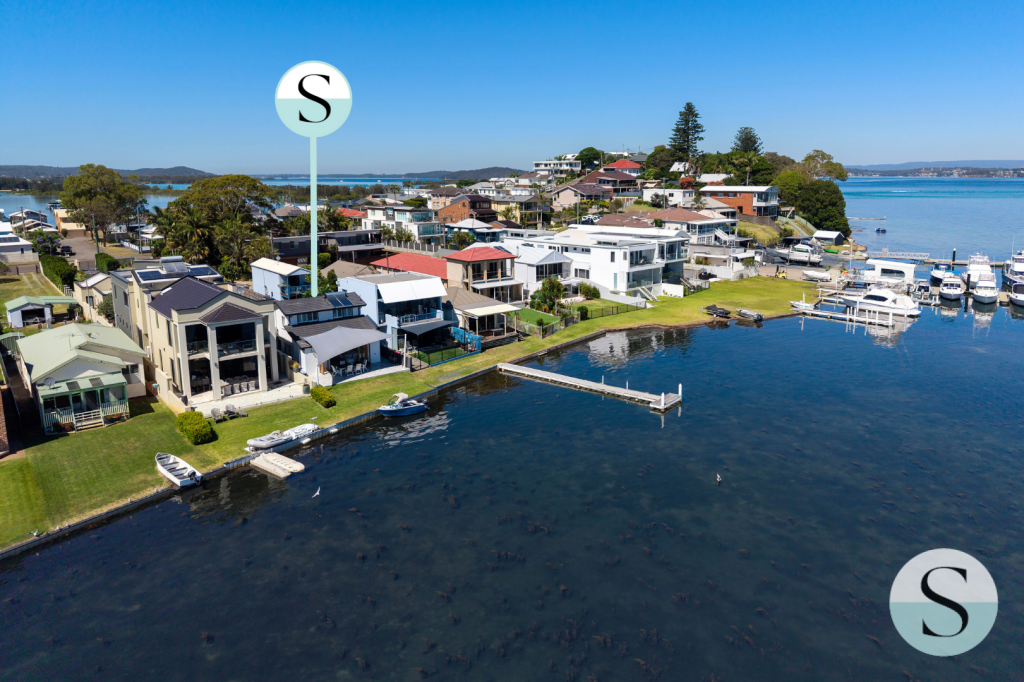 93 Marks Point Rd, Marks Point, NSW 2280