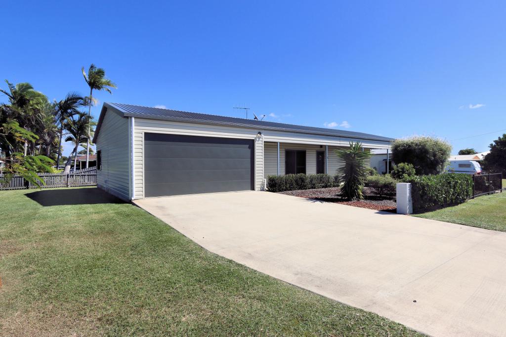 27 Ocean St, Burnett Heads, QLD 4670