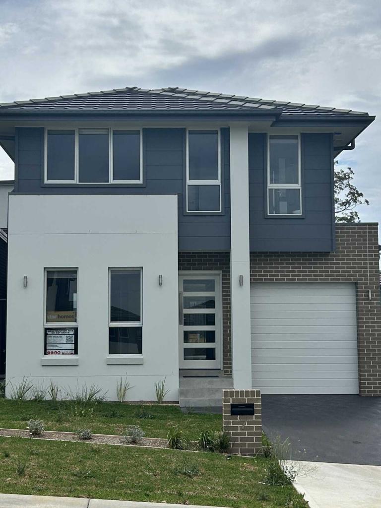 7 DELMAR ST, BOX HILL, NSW 2765