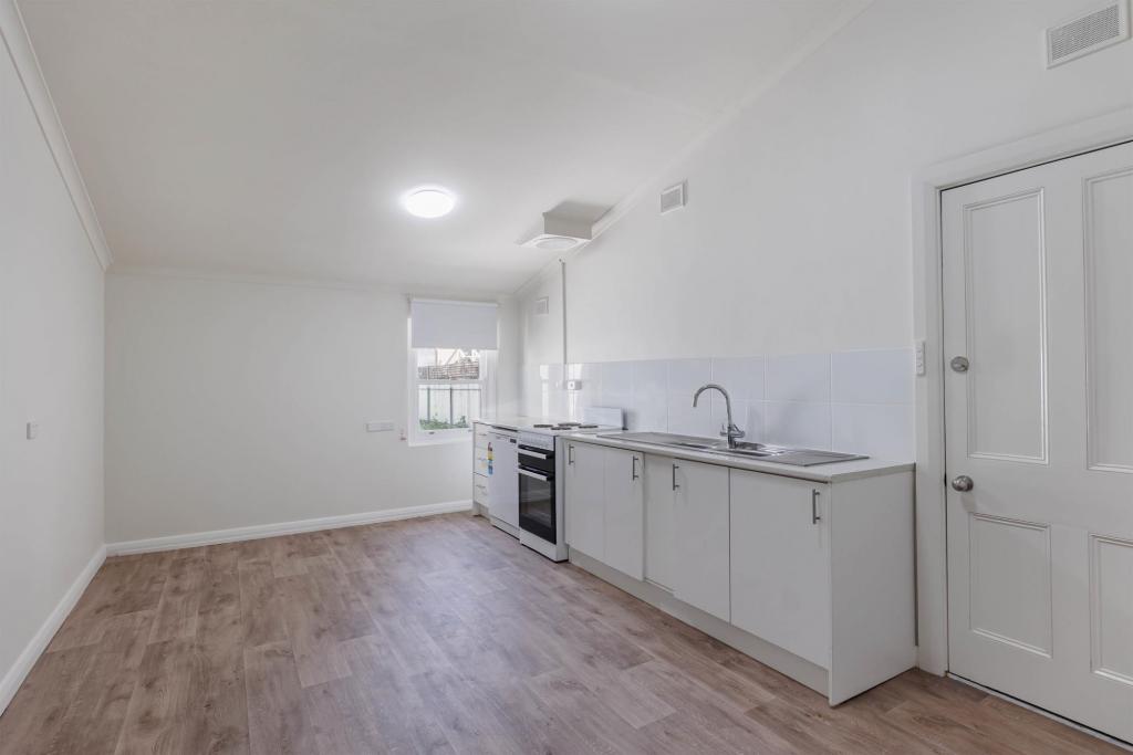 3/21 PENNY ST, SEMAPHORE, SA 5019