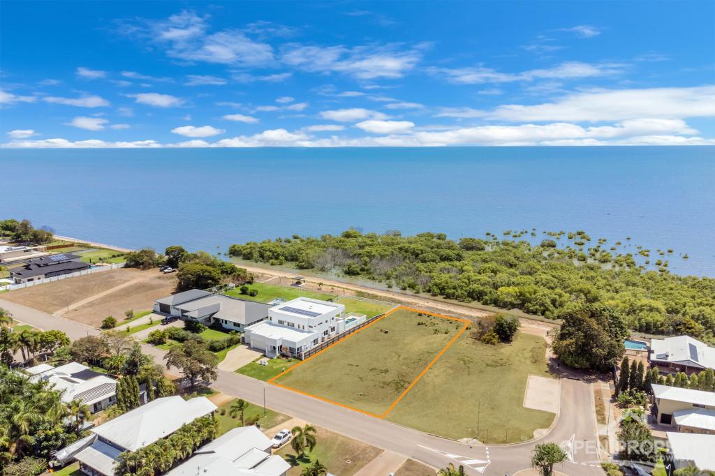 6 Waterview Dr, Bushland Beach, QLD 4818
