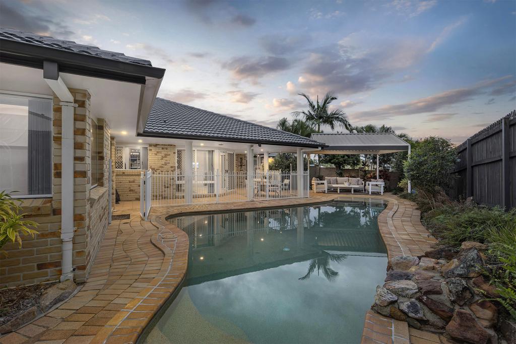 19 Gamma Pl, Bridgeman Downs, QLD 4035