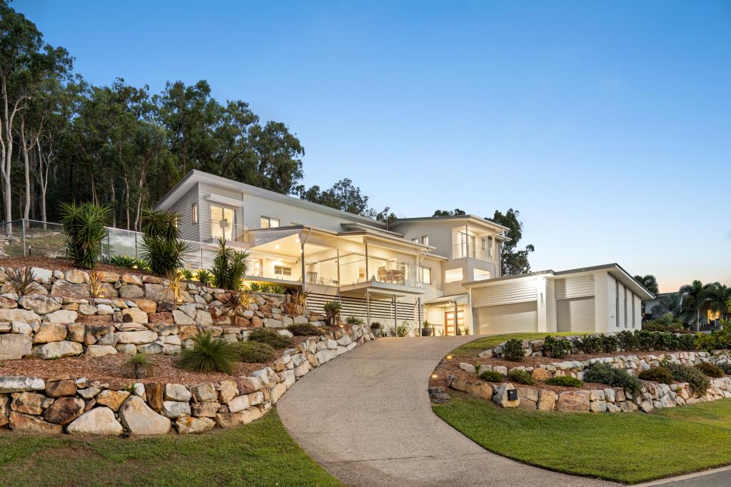 16 Huntington Dr, Maudsland, QLD 4210