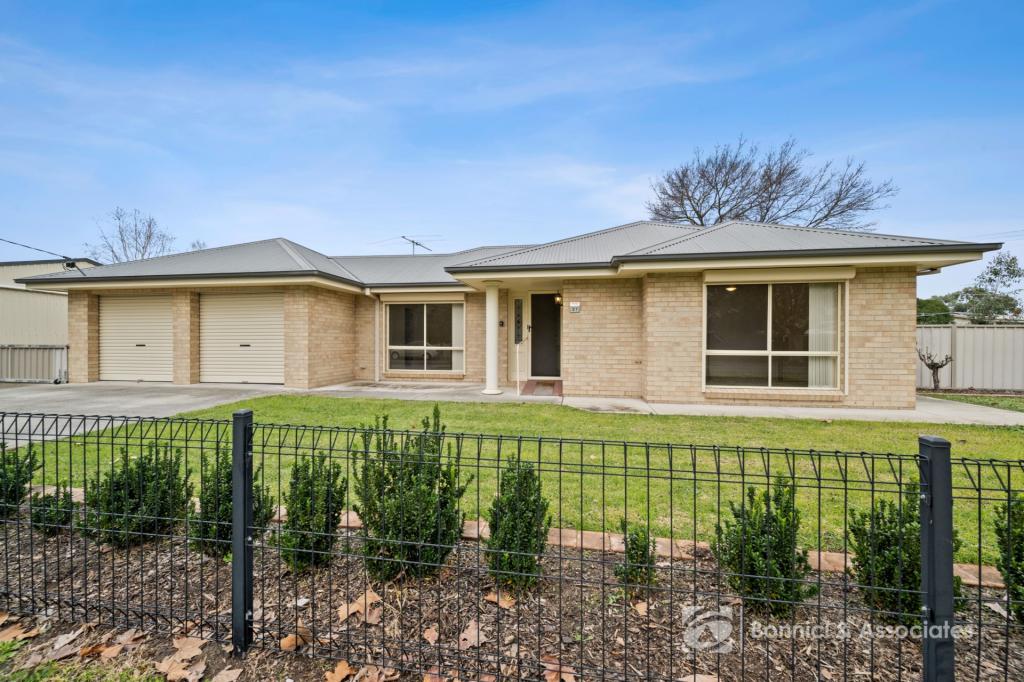 27 Barkly St, Chiltern, VIC 3683