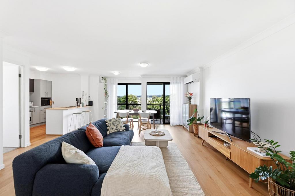 14/111-113 Golden Four Dr, Bilinga, QLD 4225