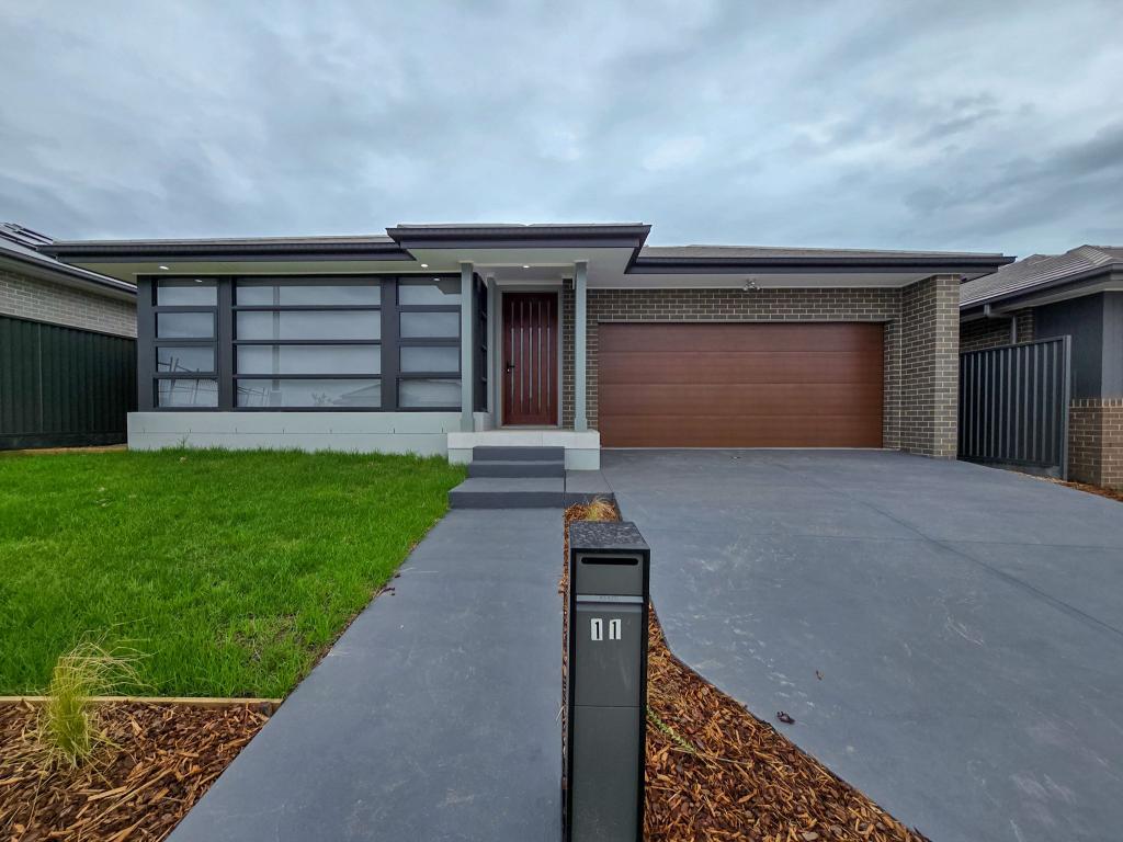 11 Bellaroi Pde, Gilead, NSW 2560