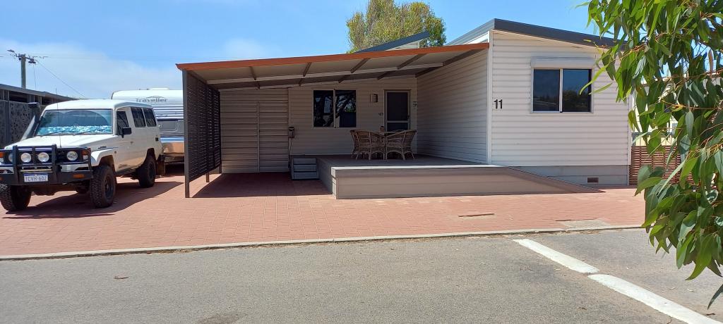 11/4 Bosley St, Sunset Beach, WA 6530