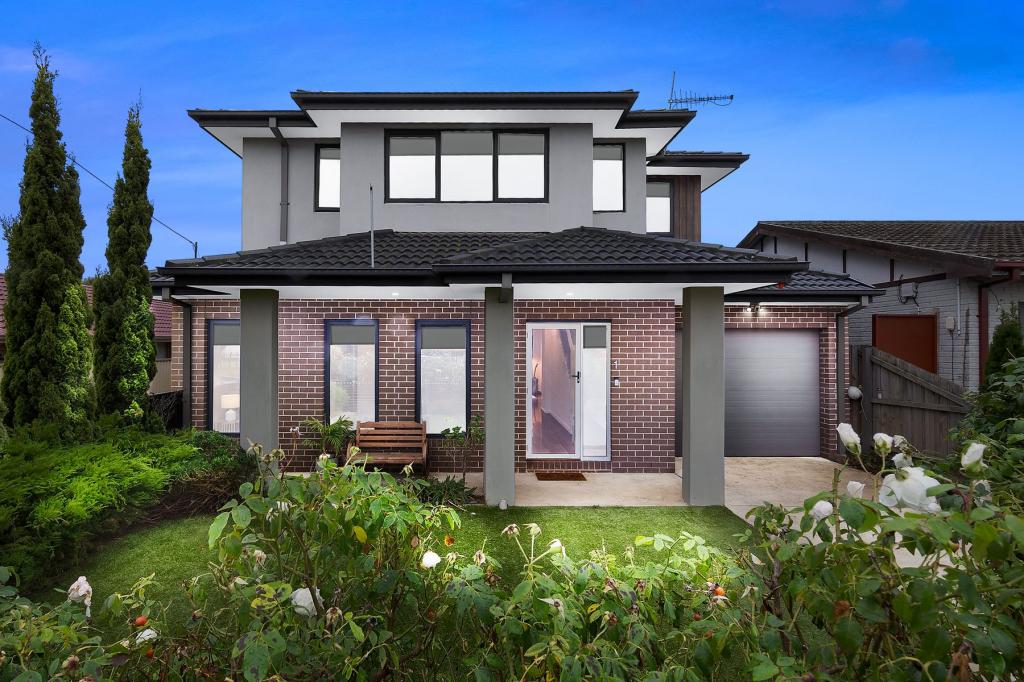 1/8 SHIRLEY ST, ST ALBANS, VIC 3021