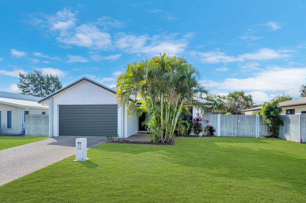 32 Burlingon Cct, Mount Louisa, QLD 4814