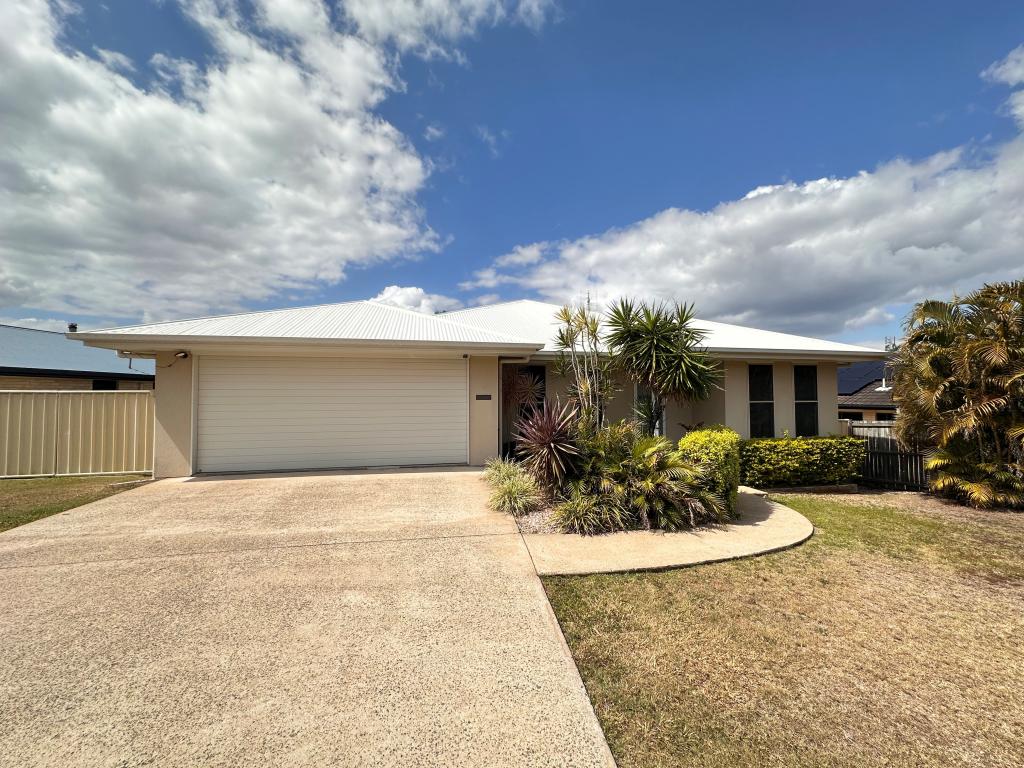 8 Suncrest Ct, Southside, QLD 4570