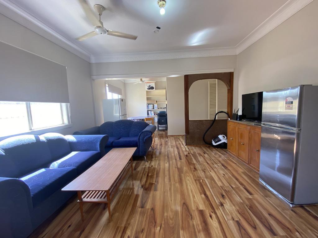 4/258 Hawken Dr, St Lucia, QLD 4067