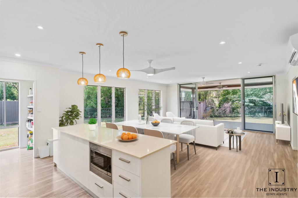 21 BOSUN PL, TRINITY BEACH, QLD 4879