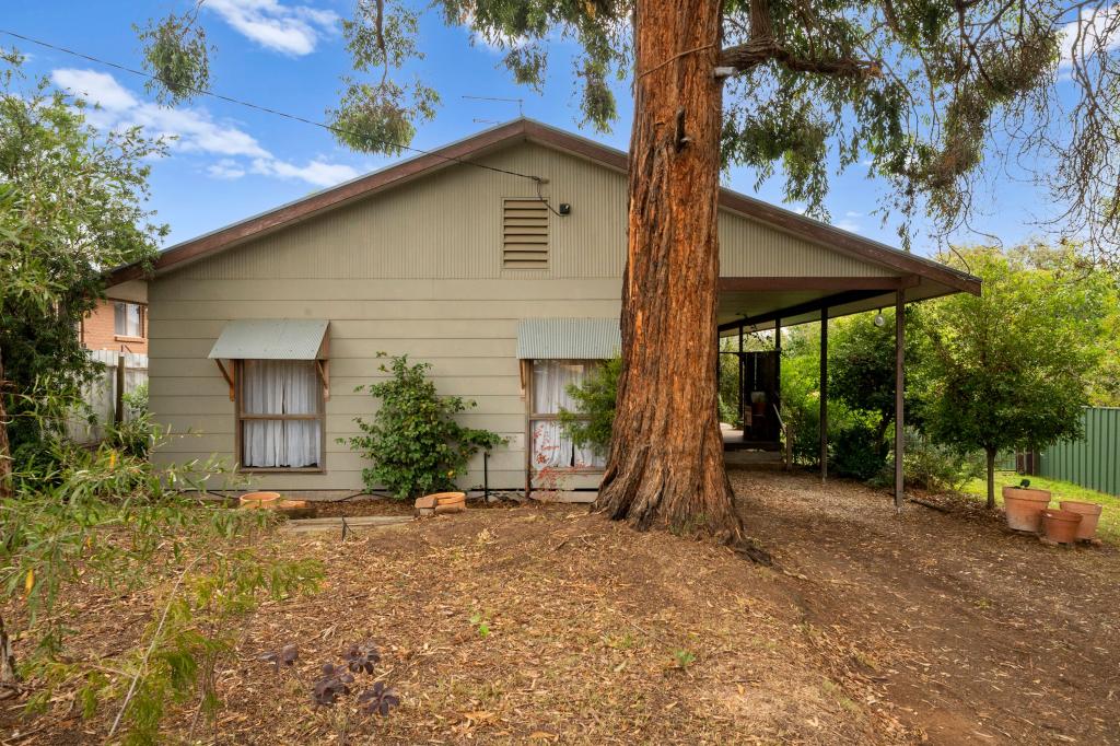 32 Manse Rd, Cobram, VIC 3644