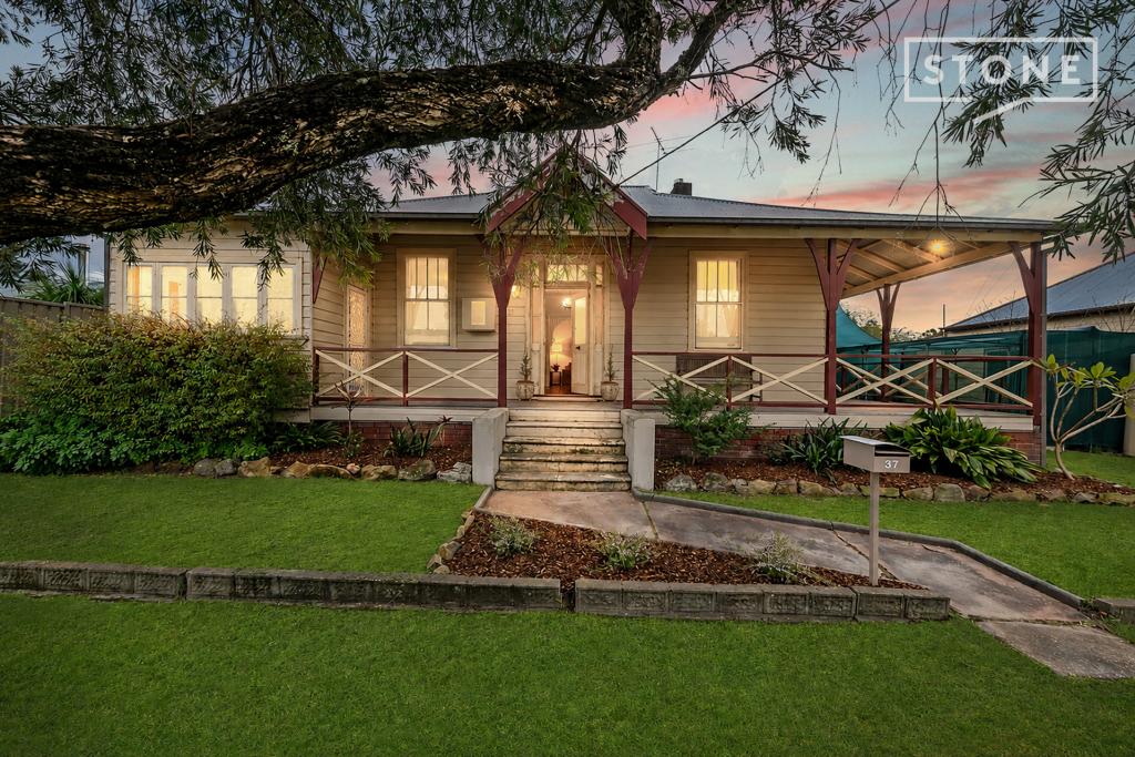 37 Charles St, Abermain, NSW 2326