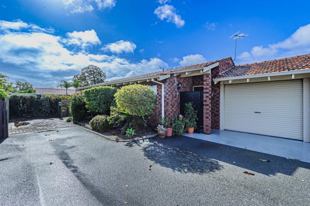 7/26 Charlbury Way, Eden Hill, WA 6054