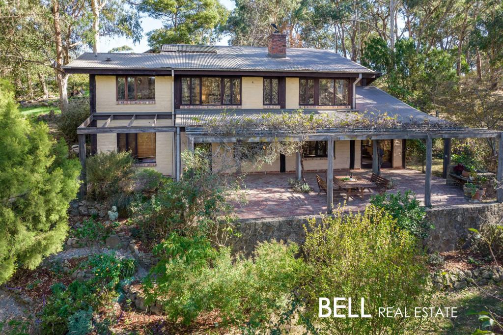 37 DEALBATA RD, UPWEY, VIC 3158