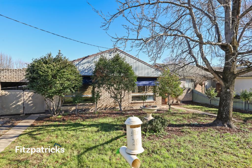 284 Bourke St, Tolland, NSW 2650