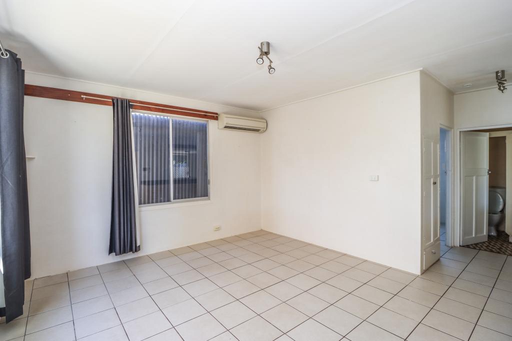 31 Duchess Rd, Mount Isa, QLD 4825