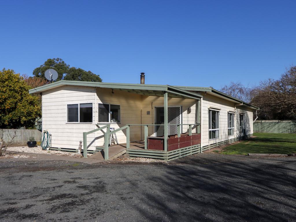 1003 Maffra-Sale Rd, Myrtlebank, VIC 3851