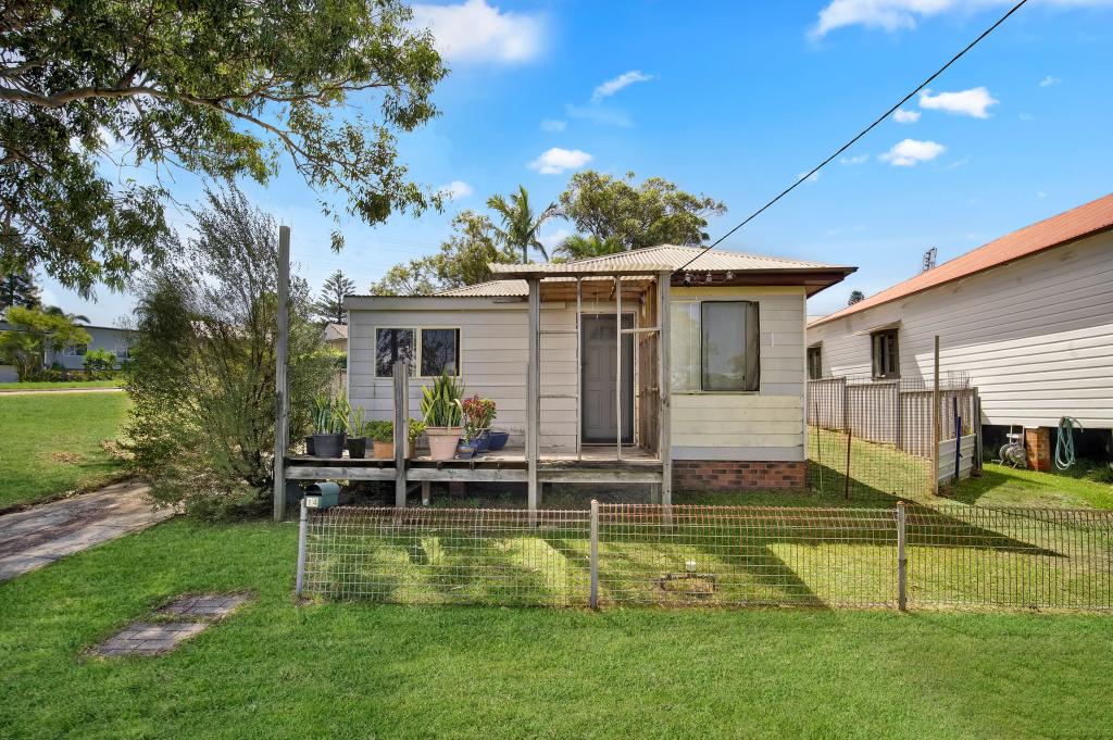 14 John Fisher Rd, Belmont North, NSW 2280