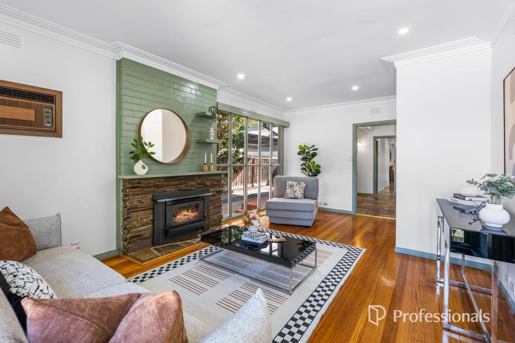 17 Churchill St, Ringwood, VIC 3134