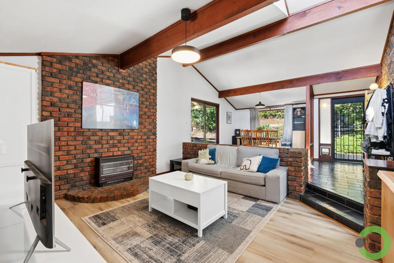 16 Heather Dr, Coromandel Valley, SA 5051