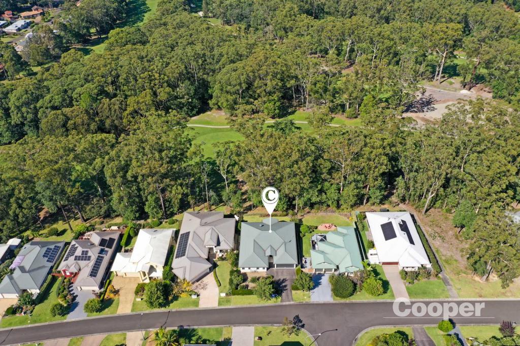 17 YARRAWONGA DR, MOLLYMOOK BEACH, NSW 2539
