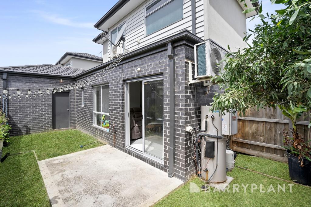 3/7 LORRAINE CT, SUNSHINE, VIC 3020