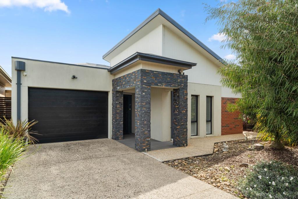 11 Whimbrel Way, Cowes, VIC 3922