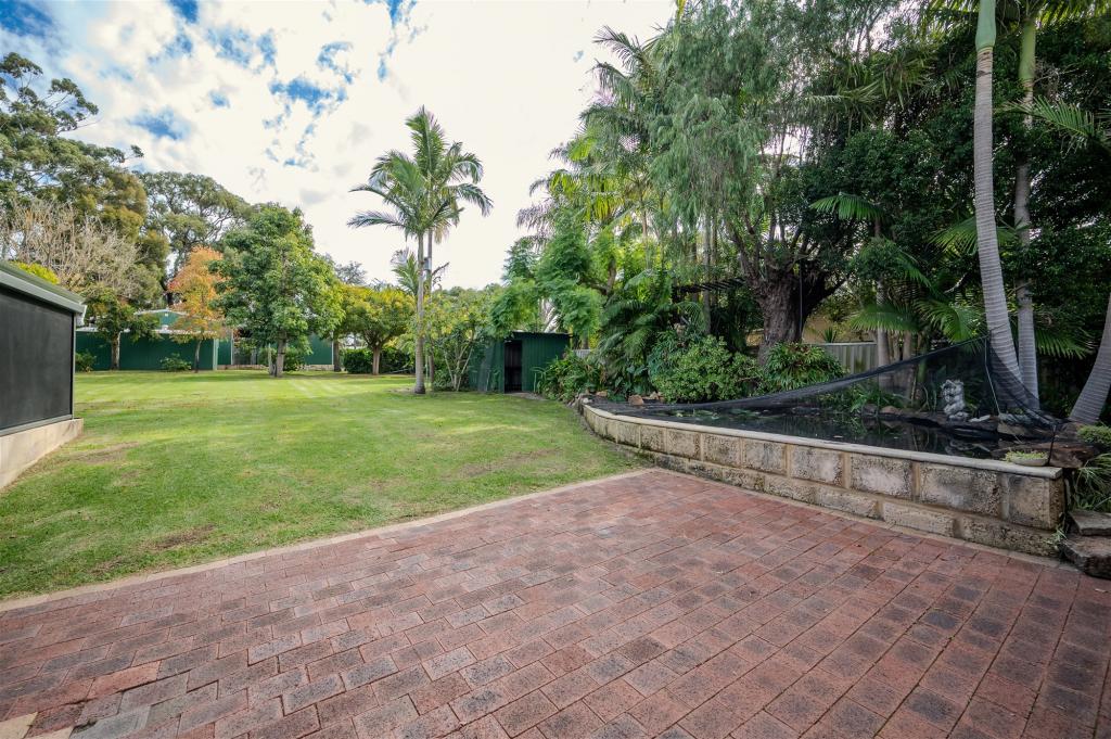5 James St, Mariginiup, WA 6078
