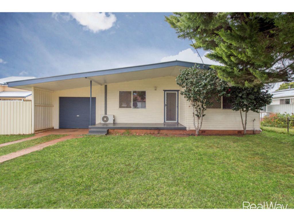 4 Hope St, Newtown, QLD 4350