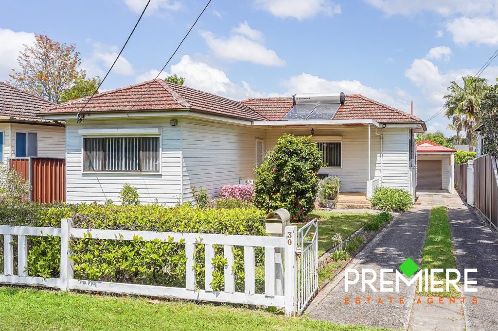 30 Blair Ave, East Hills, NSW 2213
