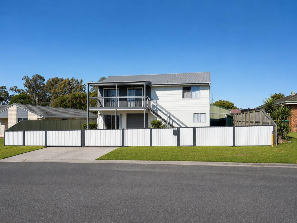 16 Manning Ct, Morayfield, QLD 4506