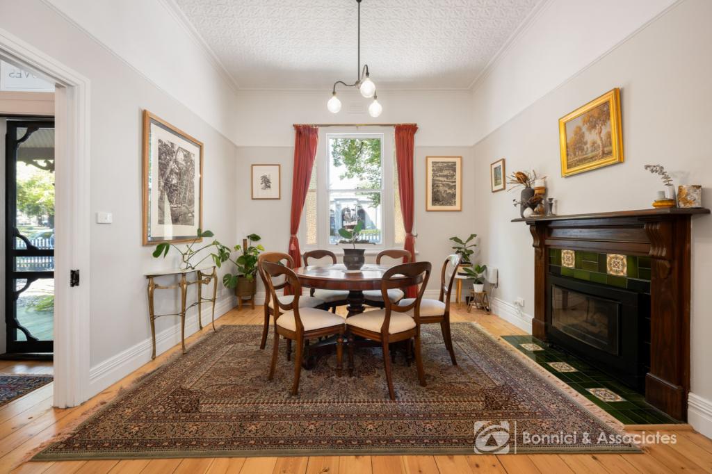 21 Loch St, Beechworth, VIC 3747