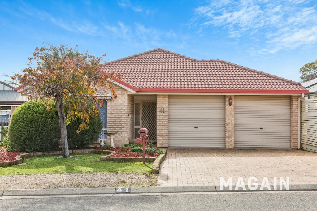 41 Dorrien Ave, Woodcroft, SA 5162