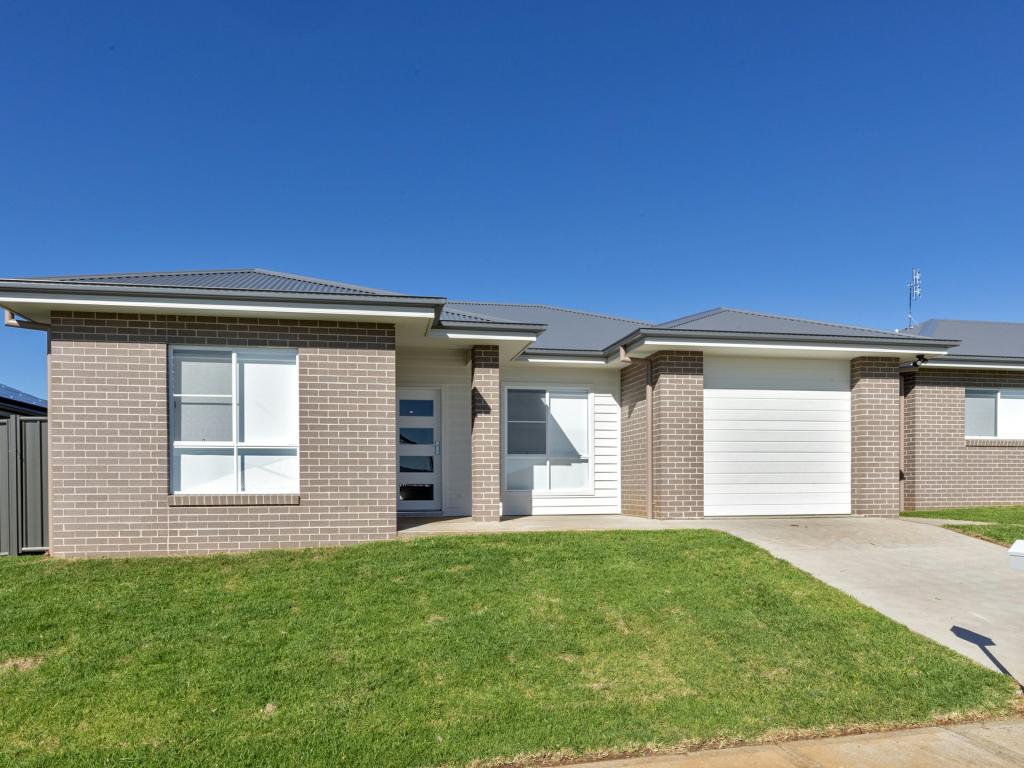 1/40 Evesham Cct, North Tamworth, NSW 2340