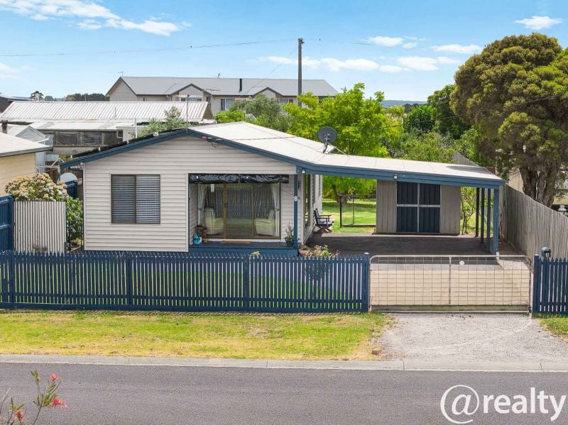 8 Scenorama Rd, Coronet Bay, VIC 3984