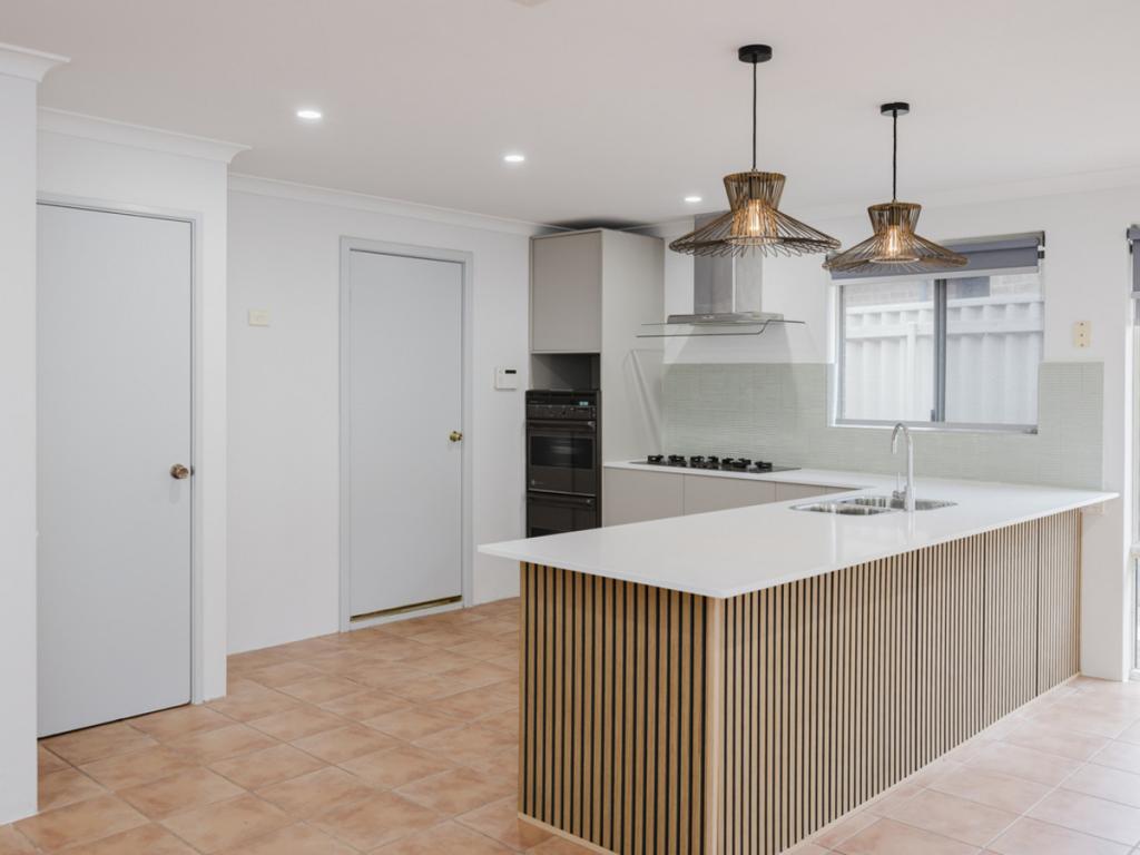 10 Heysham Bend, Butler, WA 6036