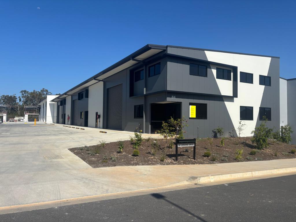 84 Jardine Dr, Redland Bay, QLD 4165