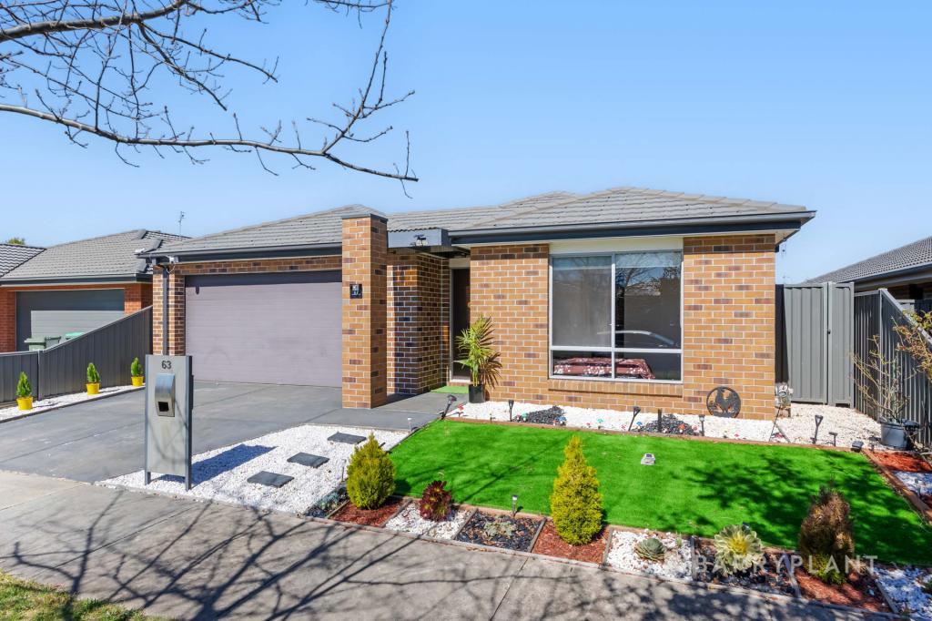 63 Warburton Dr, Lucas, VIC 3350
