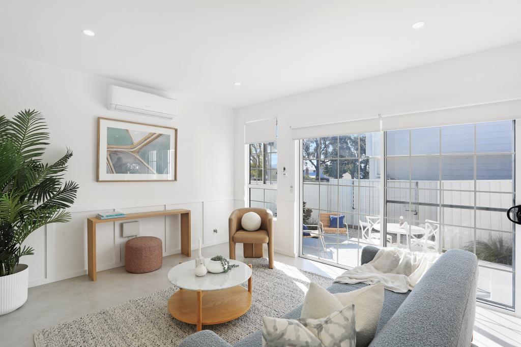 2/94 The Boulevarde, Oak Flats, NSW 2529