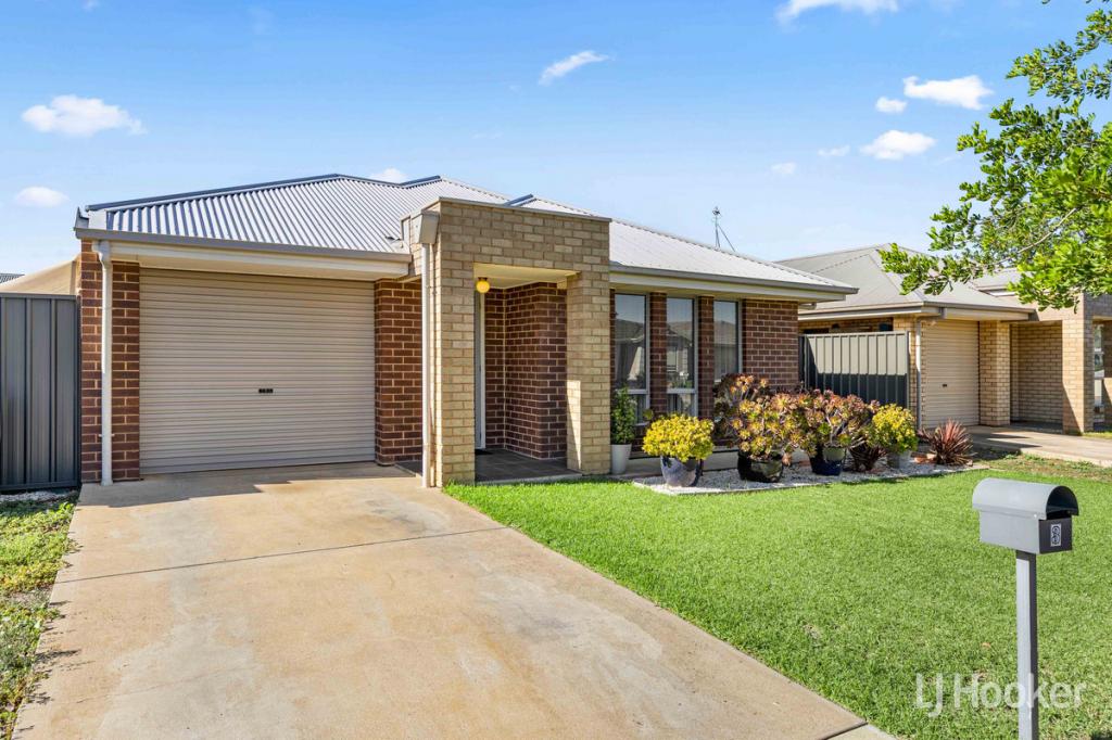 3 Neilson Ct, Munno Para West, SA 5115