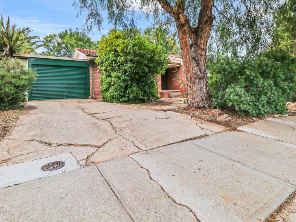 18 Beckington St, Elizabeth Downs, SA 5113