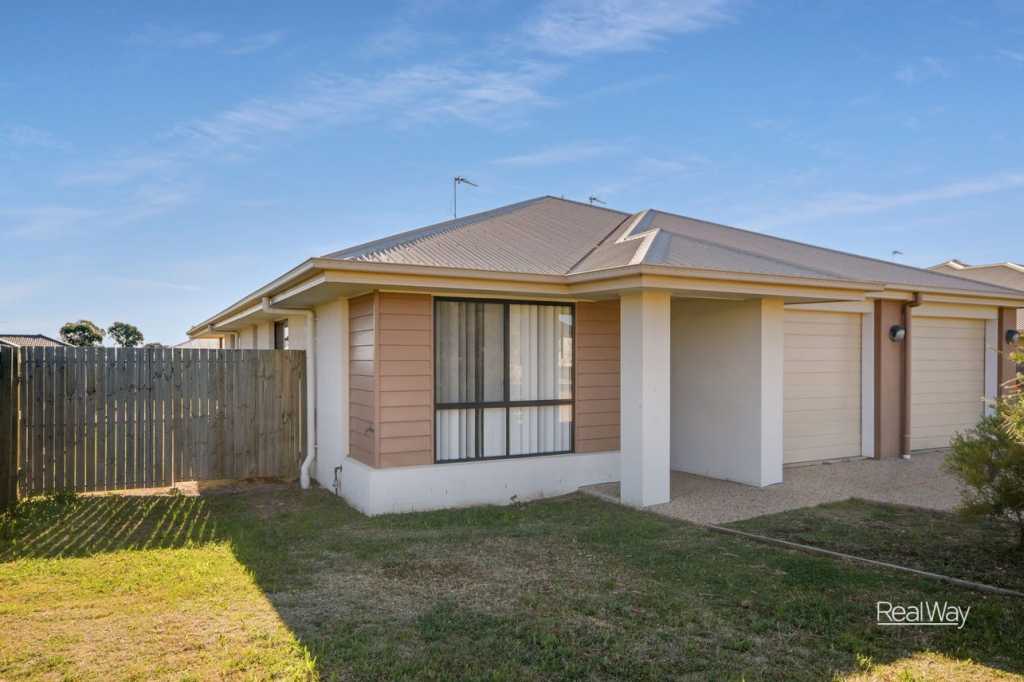 1/27 Weebah Pl, Cambooya, QLD 4358