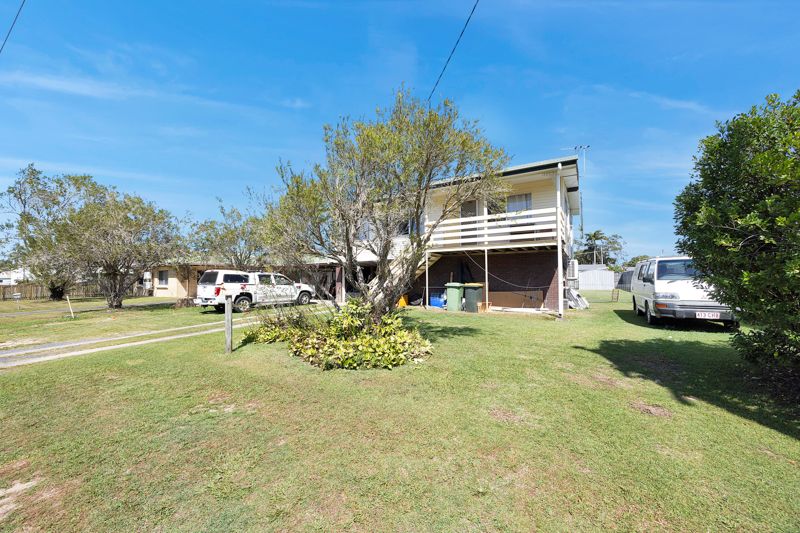 4 Warrener St, Andergrove, QLD 4740