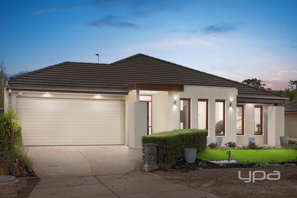28 Manhattan Cl, Point Cook, VIC 3030