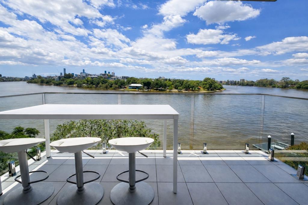 15/26 BRISBANE ST, TOOWONG, QLD 4066